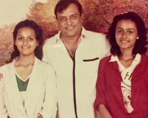 Nitin Shirodkar With His Daughters